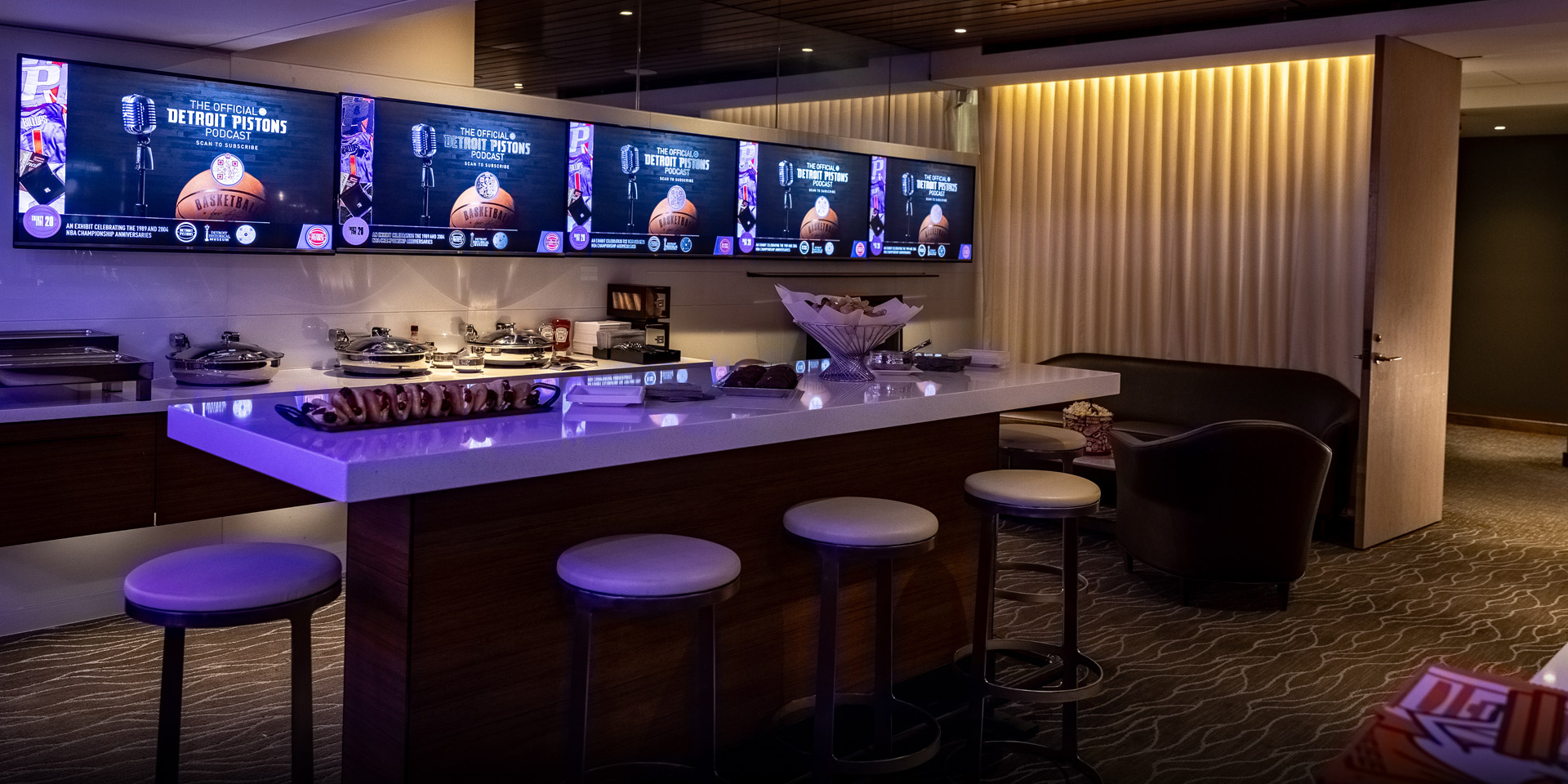 Los Angeles Lakers Suite Rentals